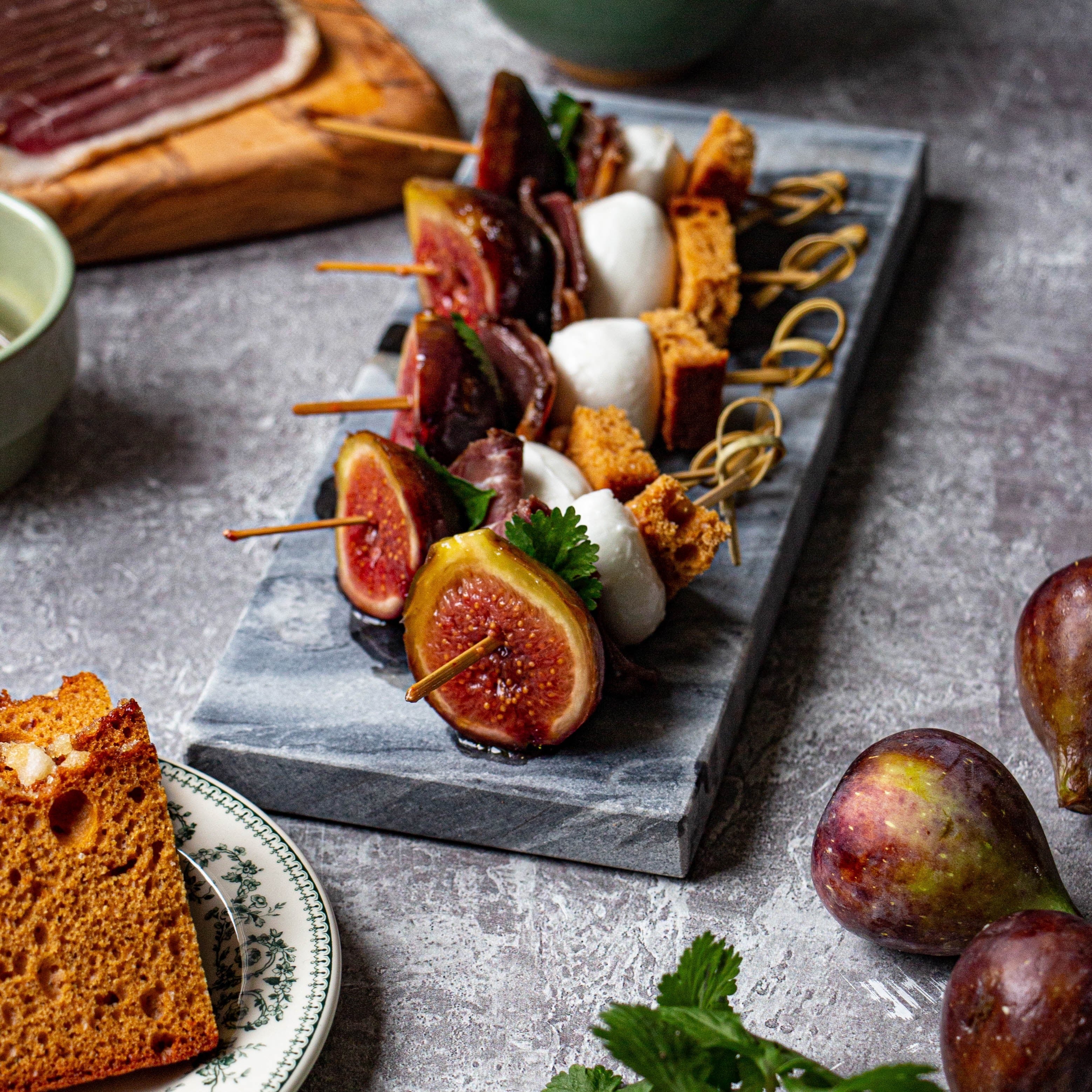 Brochettes de figues et magret de canard